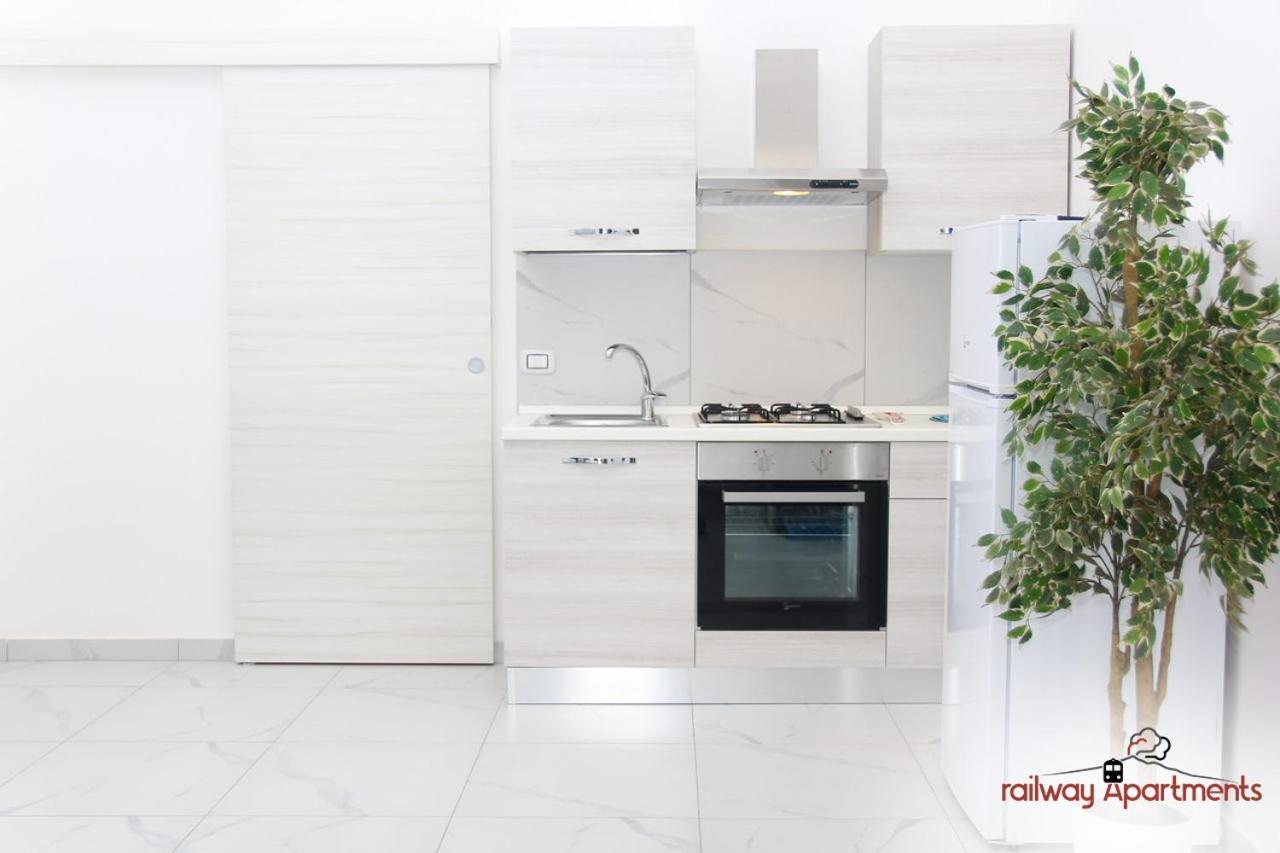 Railway Apartments Катания Экстерьер фото